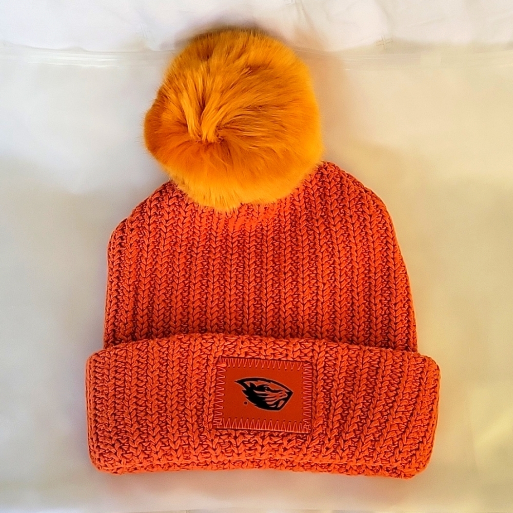 Oregon State Beaver knit beanie with pom